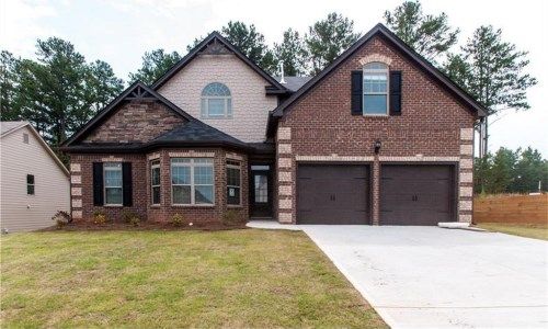 8015 Stillmist Drive, Fairburn, GA 30213