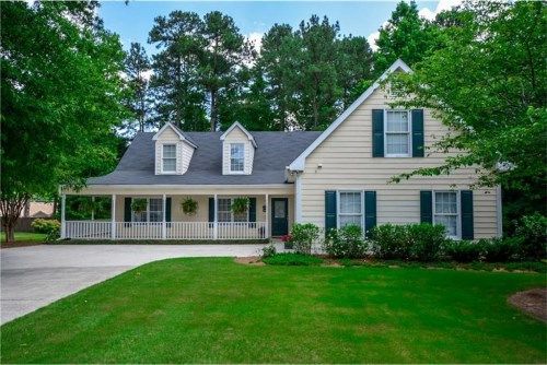 1315 Shamrock Hill Circle, Loganville, GA 30052