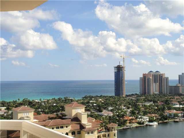 20185 E COUNTRY CLUB DR # 2504, Miami, FL 33180