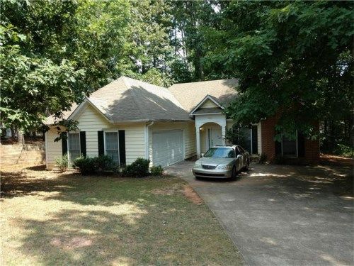 3260 Weathered Wood Way, Rex, GA 30273