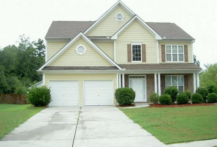 25 Honeysuckle Lane, Fairburn, GA 30213