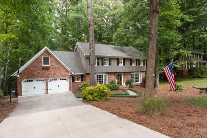 2546 Chimney Springs Drive, Marietta, GA 30062