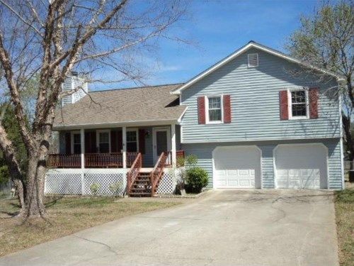 335 Blackberry Lane, Auburn, GA 30011
