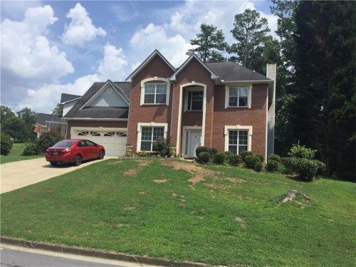 905 Walnut Creek Drive, Lilburn, GA 30047