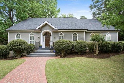 2561 Westminster Heath Nw, Atlanta, GA 30327