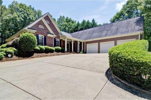 590 Fairway Drive, Woodstock, GA 30189