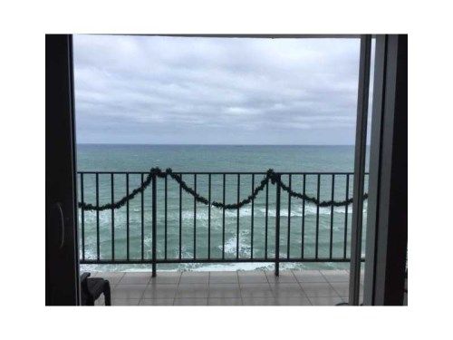 2030 S Ocean Dr # 1520, Hallandale, FL 33009