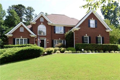 195 Forrest Lake Road, Alpharetta, GA 30022