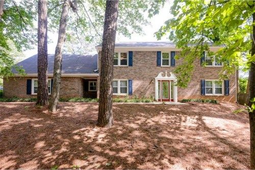 1905 Branch Valley Drive, Roswell, GA 30076