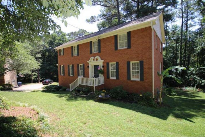 3808 Wentworth Lane, Lilburn, GA 30047