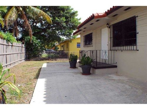 997 SE 1st Pl, Hialeah, FL 33010