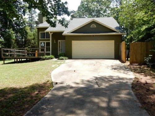 154 Crest Pointe Court, Auburn, GA 30011