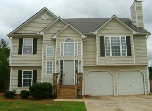 1172 Grove Trail Pass, Douglasville, GA 30134