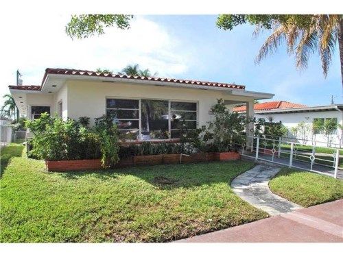 550 N Shore Dr, Miami Beach, FL 33141