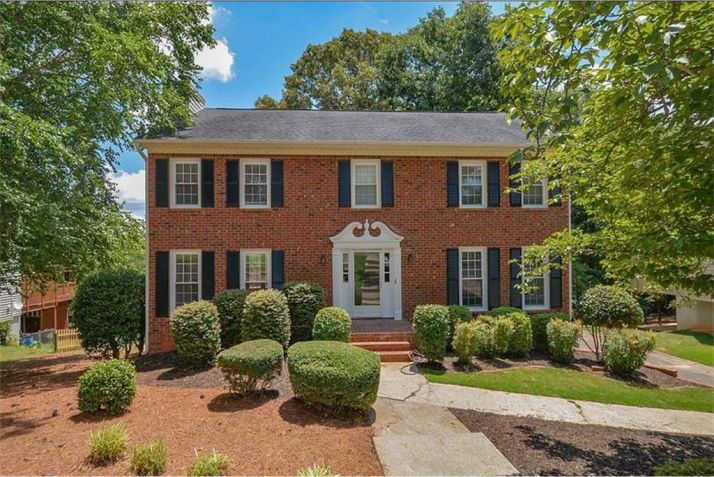 2086 Dayron Circle, Marietta, GA 30062