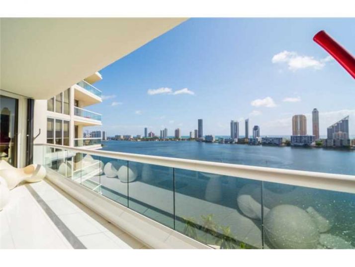 2600 Island Blvd # 1506, North Miami Beach, FL 33160