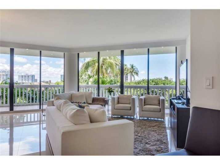 2000 Island Blvd # 506, North Miami Beach, FL 33160