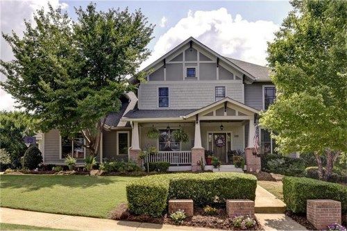 305 Arlington Circle, Canton, GA 30114