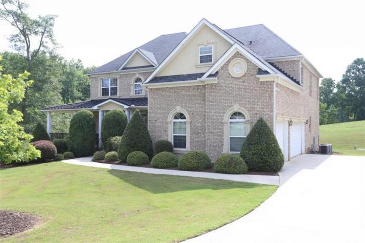 303 Thistlewood Run, Mcdonough, GA 30252