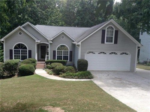 2261 Emerald Drive, Loganville, GA 30052