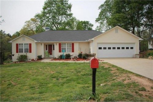 3813 N Rivercrest Drive, Gainesville, GA 30506