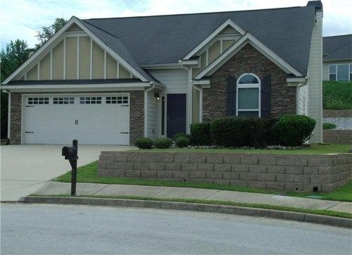 107 Logan Creek Court, Dallas, GA 30132