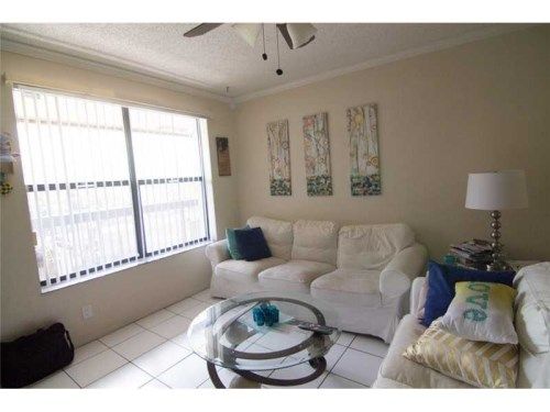 10045 NE Winding Lake Rd # 202, Fort Lauderdale, FL 33351