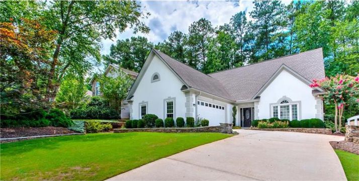 8780 Terrace Lane, Roswell, GA 30076