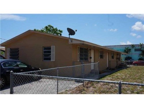 334 SW 16 ST, Dania, FL 33004