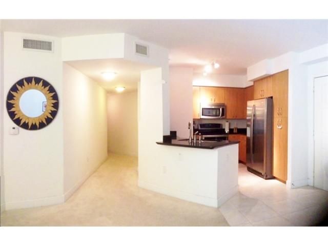 1830 RADIUS DR # 517, Hollywood, FL 33020