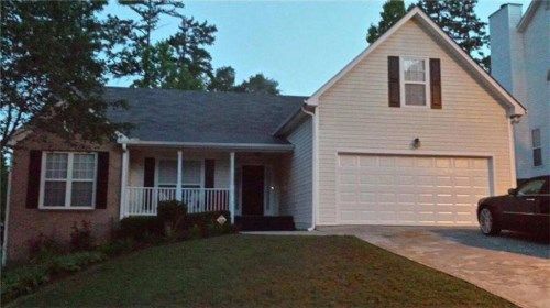 632 Simon Park Circle, Lawrenceville, GA 30045