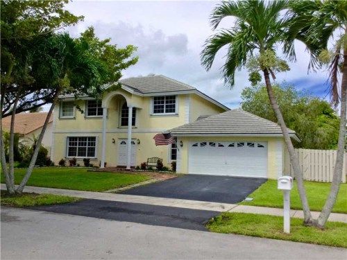 821 Somerset Ave, Fort Lauderdale, FL 33325