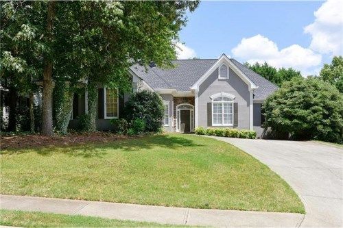 945 Windwalk Court, Roswell, GA 30076