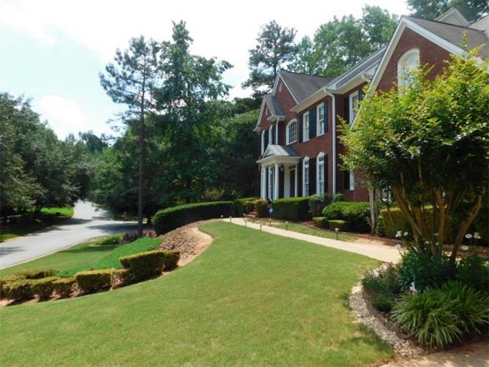 2598 Lake Forest Trail, Lawrenceville, GA 30043