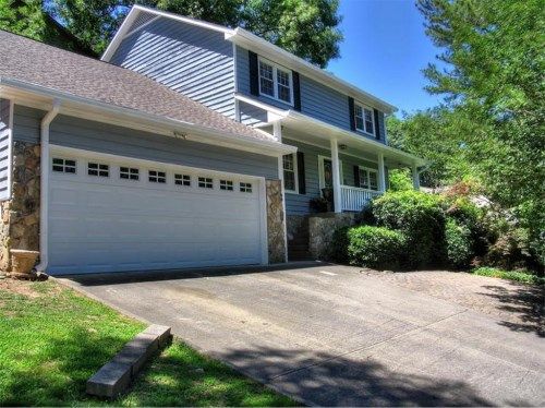 105 Kinross Court, Roswell, GA 30076