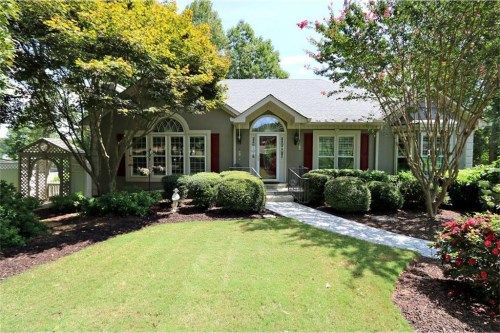 456 Picketts Lake Drive, Acworth, GA 30101