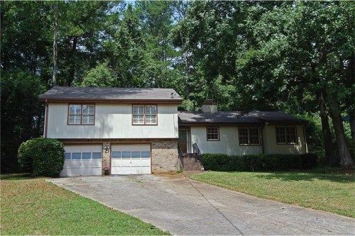 539 Barbashela Drive, Stone Mountain, GA 30088