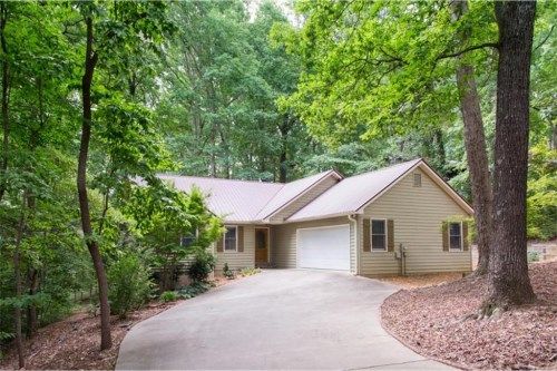 4856 Red Oak Drive, Gainesville, GA 30506