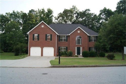 5775 Grove Place Crossing Sw, Lilburn, GA 30047