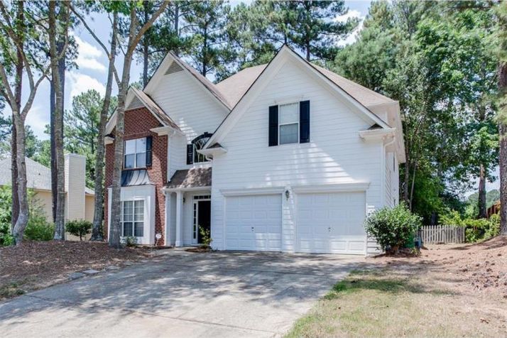 3243 Jack Russell Run, Lilburn, GA 30047