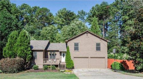 5089 Ravenwood Drive, Marietta, GA 30066