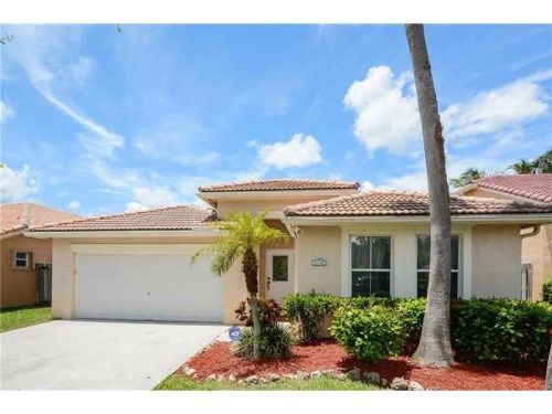 13793 Garden Cove Ct, Fort Lauderdale, FL 33325