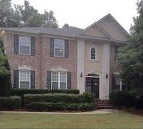 6057 Glencedar Lane, Atlanta, GA 30349