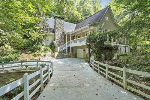 6390 River Chase Circle, Atlanta, GA 30328