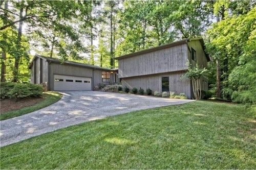 5261 Mill Run Drive, Marietta, GA 30068