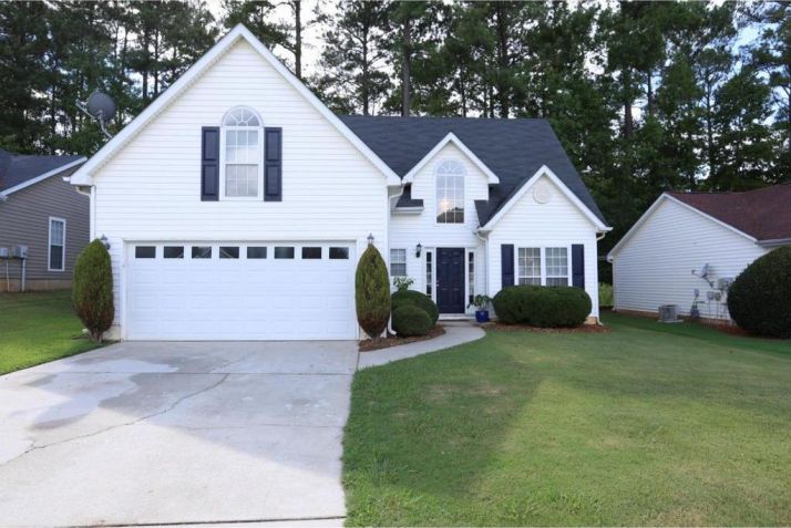 11829 Harbour Town Parkway, Fayetteville, GA 30215