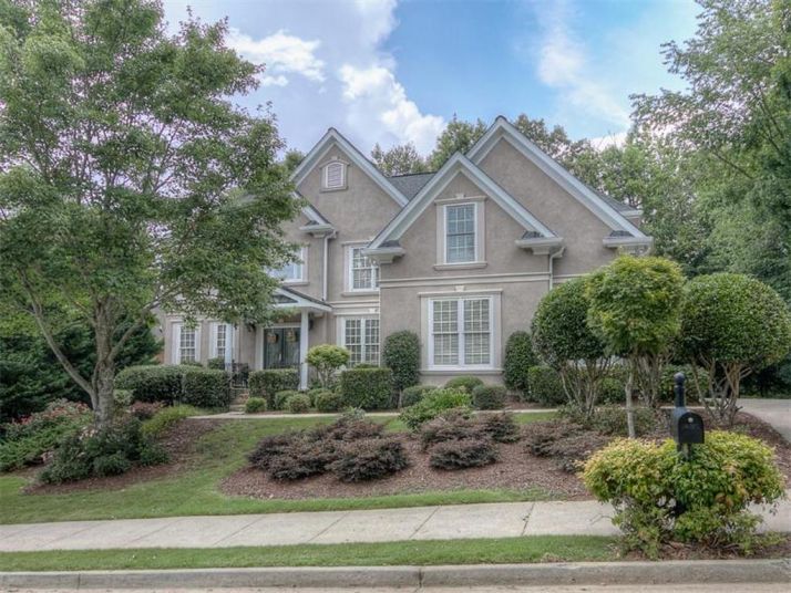 945 Autumn Close, Alpharetta, GA 30004