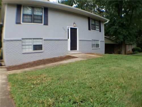 2272 Lakewood Drive Nw, Kennesaw, GA 30152