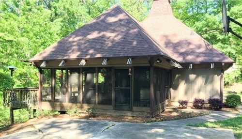 3223 Navajo Circle, Gainesville, GA 30501