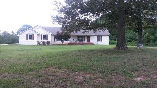 5033 Clarks Bridge Road, Gainesville, GA 30506